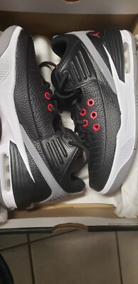 Jordan max aura size 4 Kids