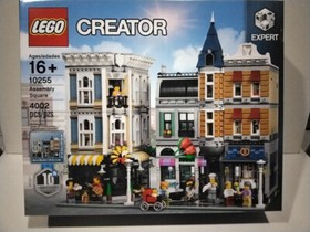 LEGO 10255 Creator Expert Assembly Square & More LEGO Modular Buildings Sets