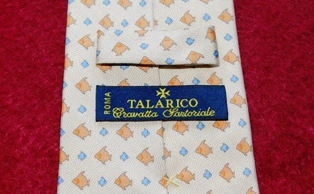 CORBATA TALARICO ROMA HECHA EN ITALIA BEIGE CLARO/NARANJA/AZUL MOTIVO PEZ - CORBATAS PARA EL CUELLO. Foto 3 de 3