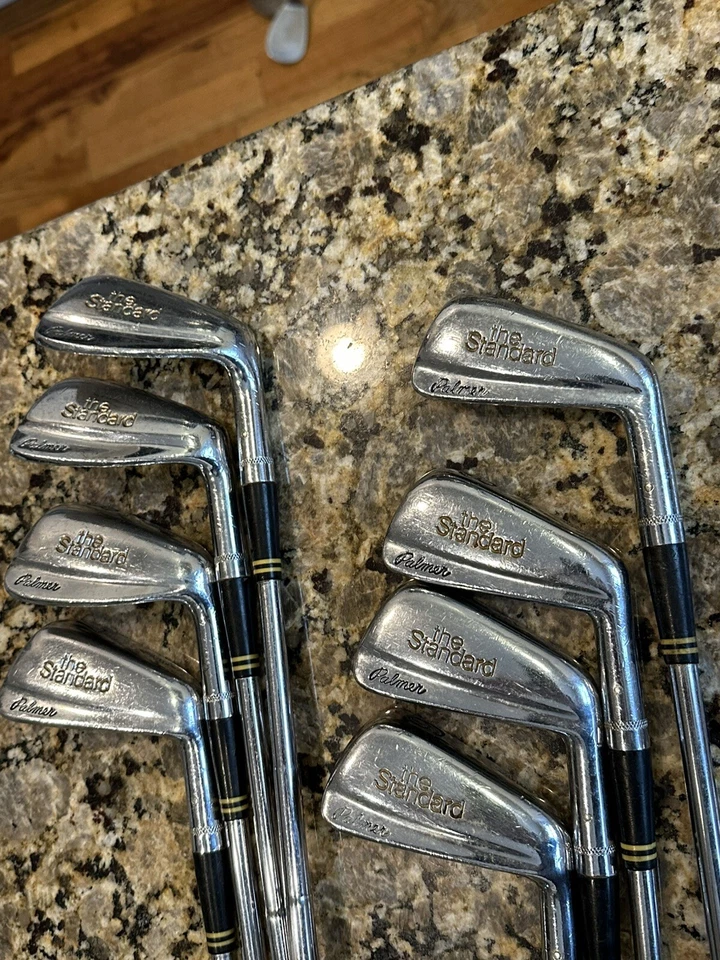 RARO Arnold Palmer El Juego de Hierro Estándar 2 - PW Falta 5 Hierro Rígido Forjado De Colección Foto 3 de 4