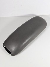 1998-2004 Chevrolet S10 Blazer Center Console Lid Arm Rest Gmc Jimmy Sonoma Oem 1998-2004 Chevrolet S10 Blazer Center Console Lid Arm Rest Gmc Jimmy Sonoma Oem