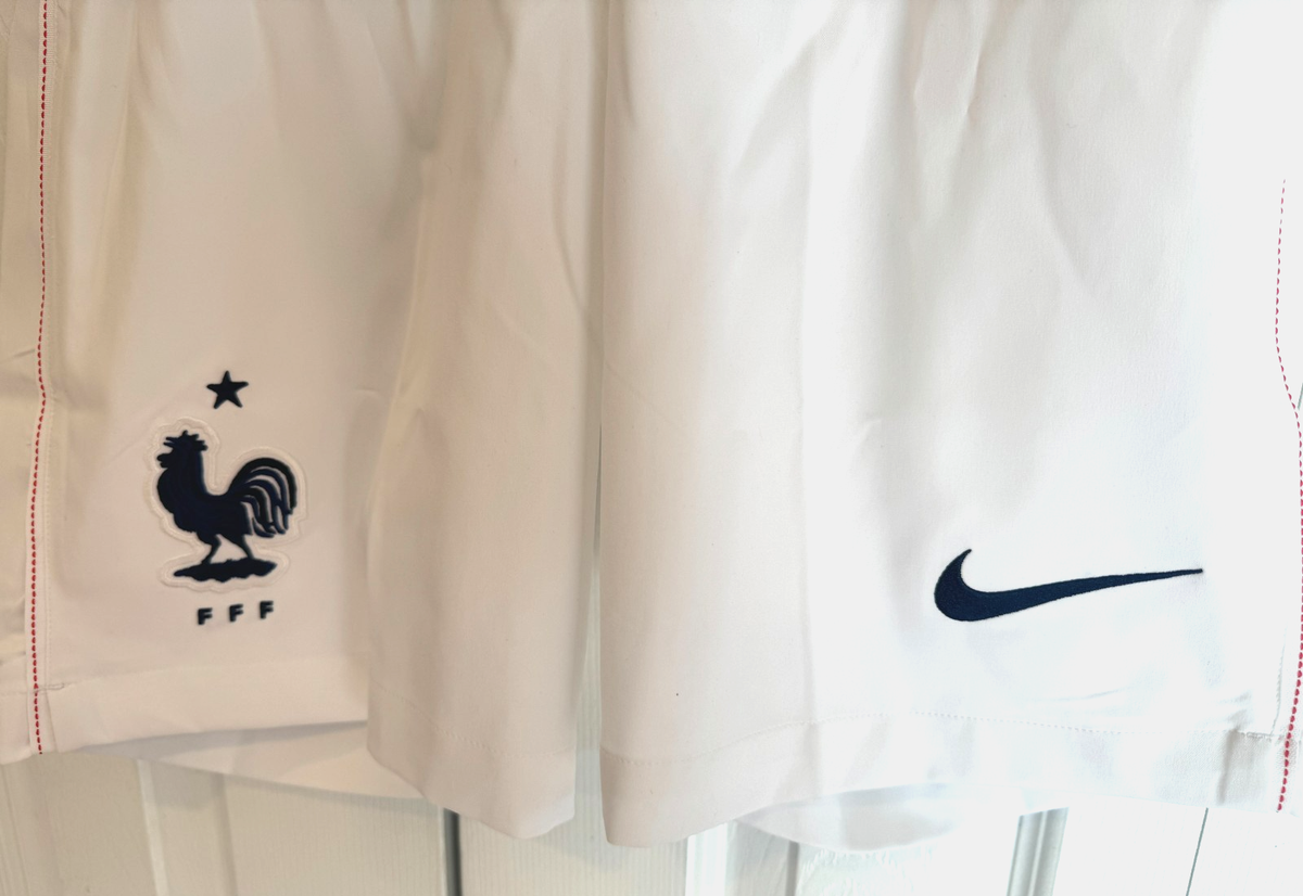 NEW Nike France National Football FFF White Lined Soccer Shorts