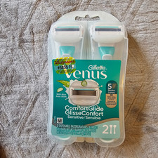 NEW Venus ComfortGlide Sensitive Disposable R...
