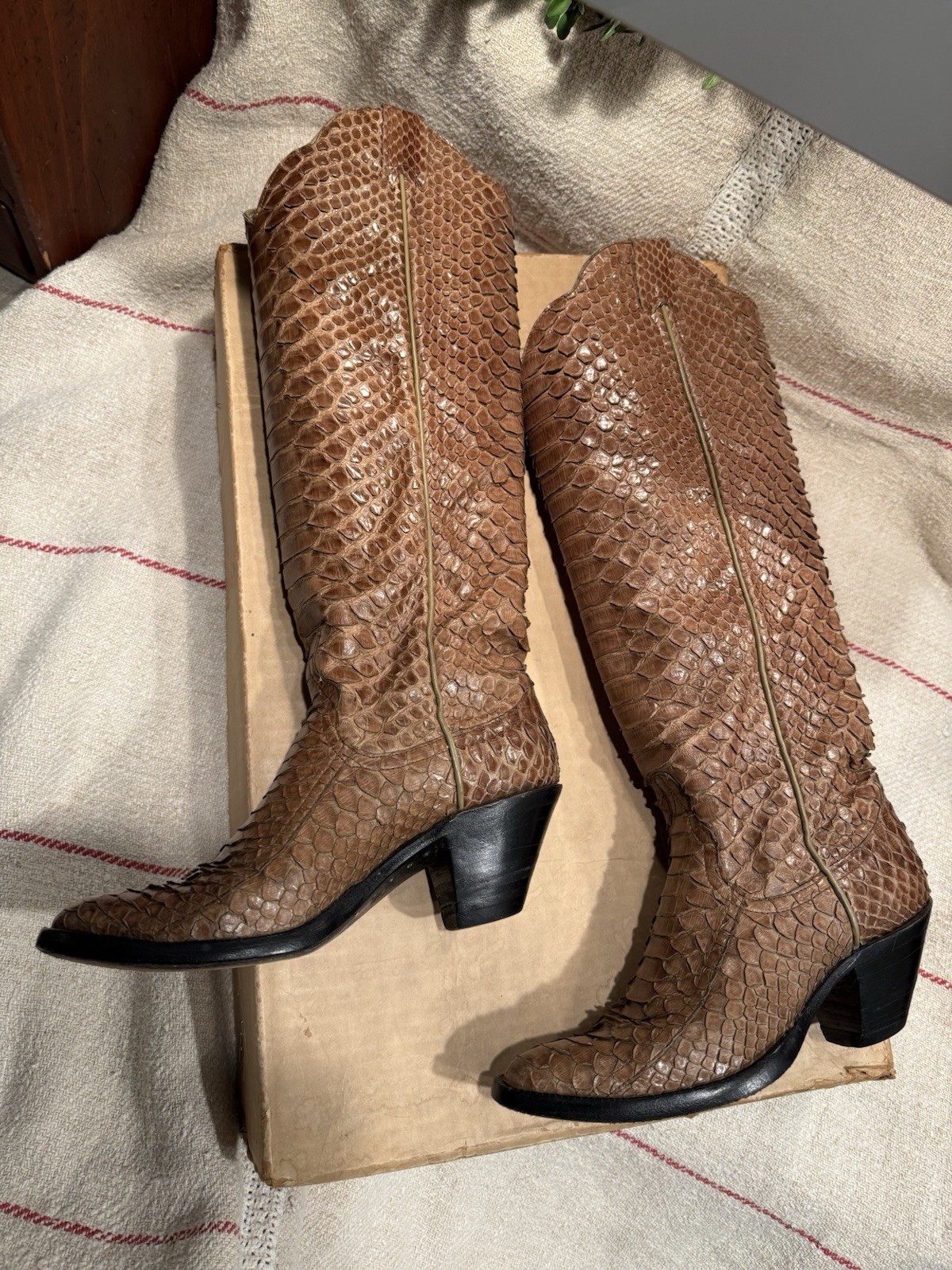 Vintage Larry Mahan Python Snakeskin Leather Cowb… - image 2