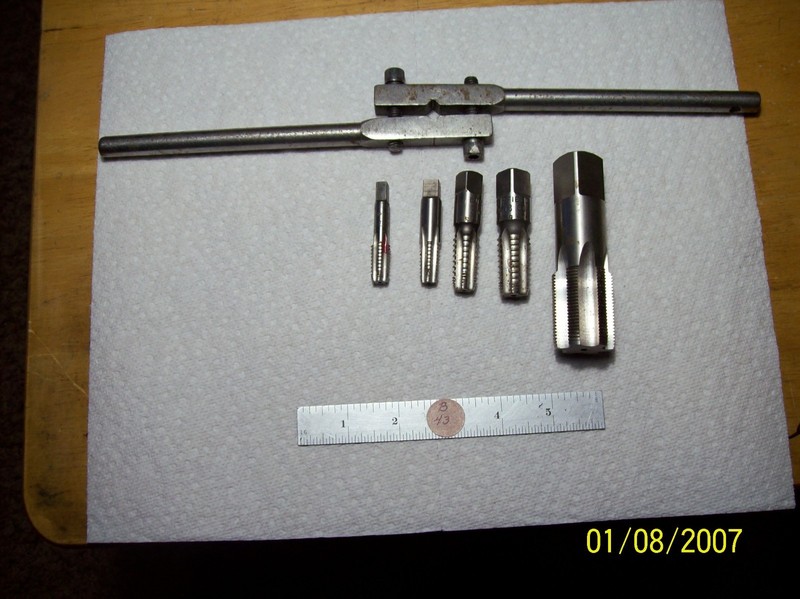 6-Pc Pipe Tap & Handle Lot 2-Pc 1/8”-27,1/4-18,3/8-18,1-3/16-16Thd V.G.C.