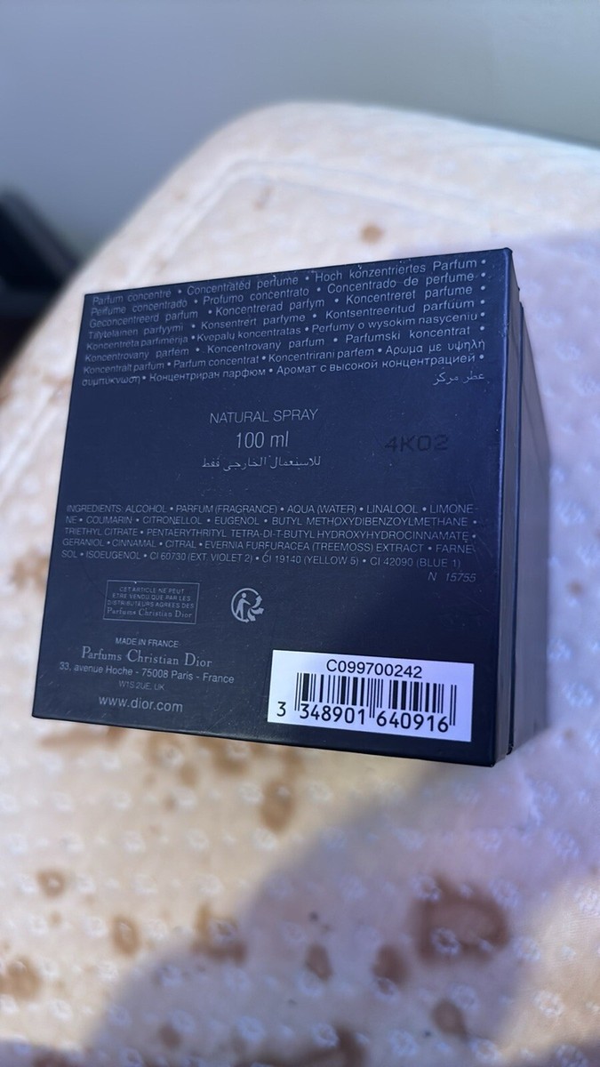Sauvage Dior Authentic Batch Code 4k02 (Fragrance Details Shown At
