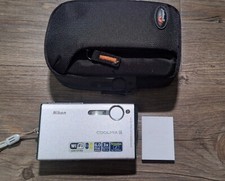 Nikon COOLPIX S6 6.0MP Digital Camera - Gray metallic With Battery ONLY 