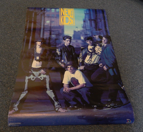 Lot of 7 Vintage New Kids on the Block Posters - Picture 4 of 6