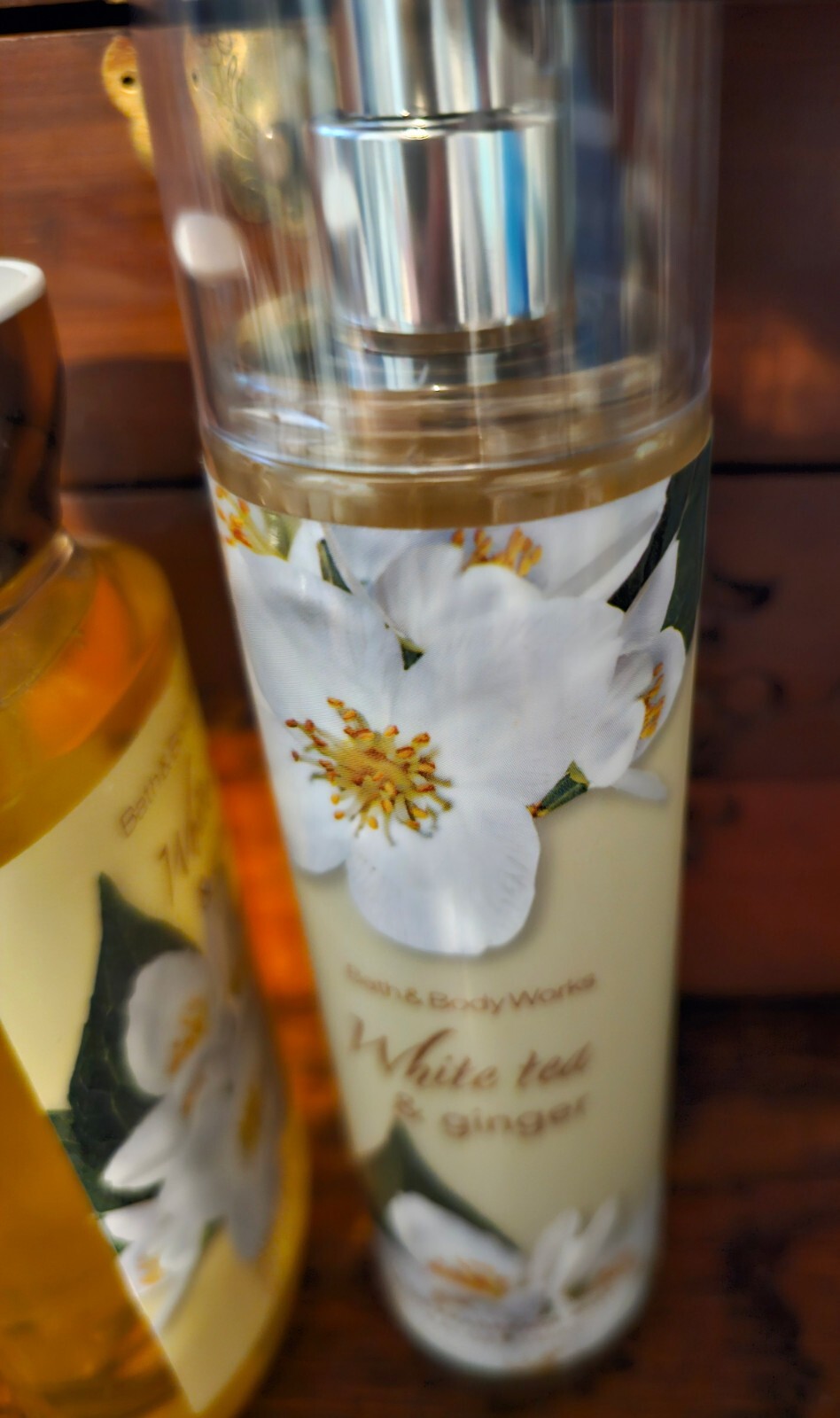 White Tea & Ginger Bath Body Works8oz Mist 10oz Shower Gel Body Spray