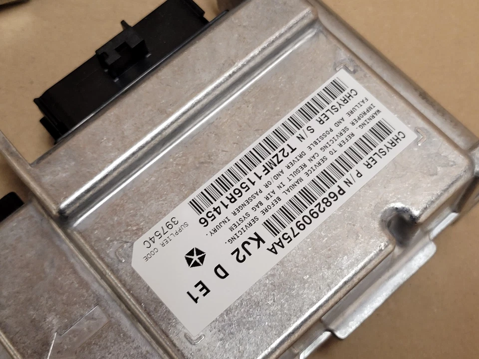 Genuine Mopar Jeep Grand Cherokee 2002-2004 Occupant Restraint Module CBSZR061AA - Image 3 of 4