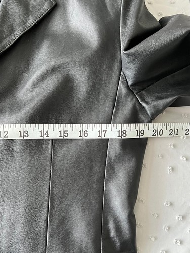 Vintage Women’s Black Soft Leather Trench Coat Medium 19.5” Pit To Pit Gothic - Picture 9 of 12