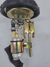 OEM JOHN DEERE 425 FUEL SENDING UNIT AND FUEL PUMP * PARTS ONLY *