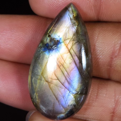 20.18 ct Labradorite d'Afrique