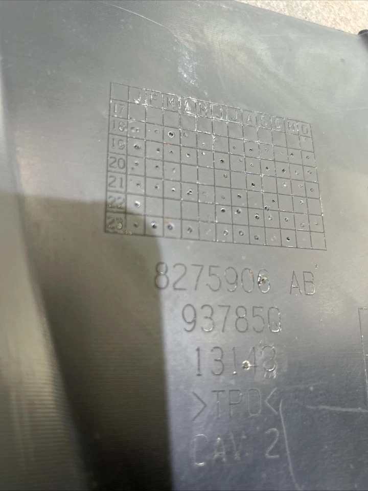 Dodge Ram 1500 2019-2023 guardabarros delantero derecho protector contra salpicaduras OEM Mopar Foto 2 de 2