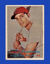 1957 Topps Set-Break #305 Chico Fernandez EX-EXMINT *GMCARDS*