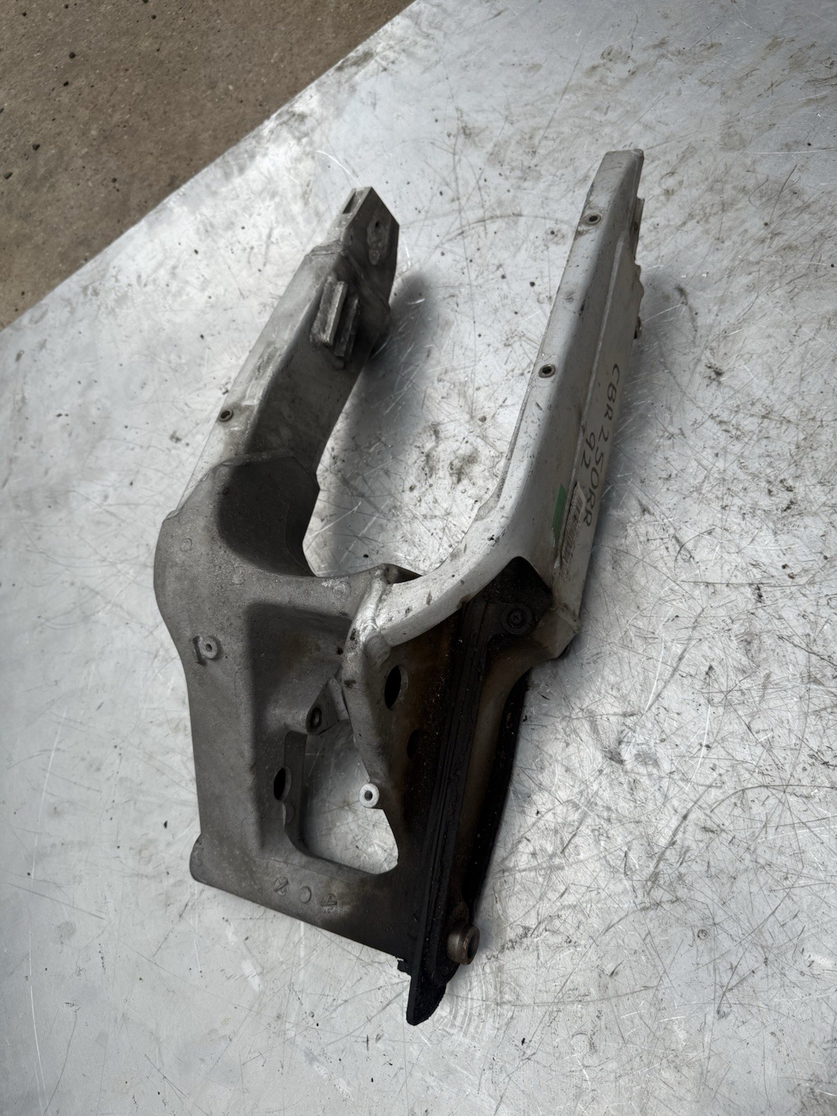Honda CBR250 CBR 250 Swingarm swing arm Linkage Frame Knuckle OEM Genuine 1992