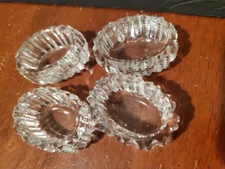 Vintage Oval Shaped Glass Salt Cellars Set Of 4, 2" long