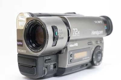 Sony Handycam CCD-TR280 Analog Camcorder / 8mm Camcorder / 8mm