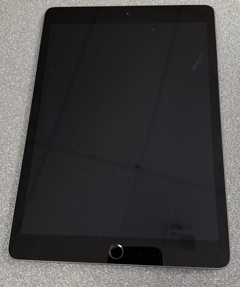 Apple iPad 8th Gen. 128GB, Wi-Fi, 10.2 in - Space Gray - | eBay