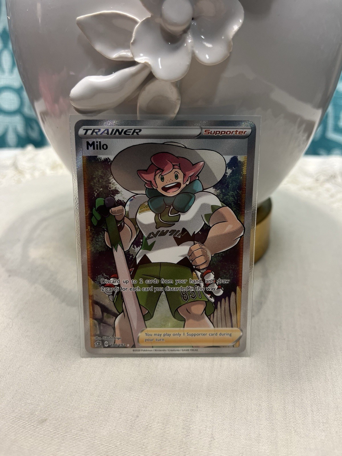Pokémon Milo Full Art Trainer 190/192 Swsh02 Rebel Clash Ultra Rare Holo