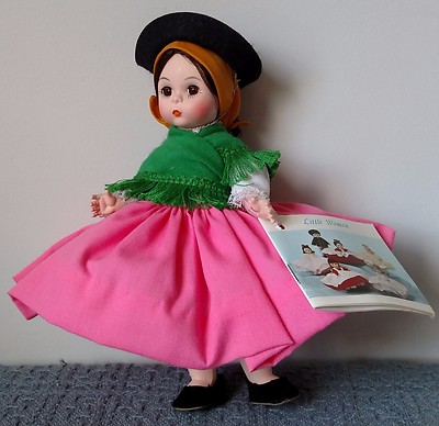 madame alexander miniature showcase