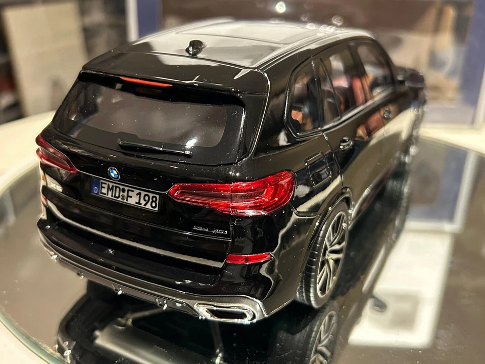 Norev 1/18 BMW X5 2019 G05 Black Metallic MINT with Box - Immagine 3 di 4