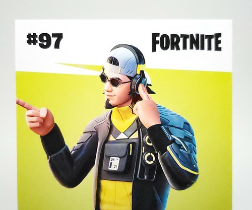 2021 Panini Fortnite Rare Cracked Ice Wiretap Series 3 Refractor - Picture 11 of 12