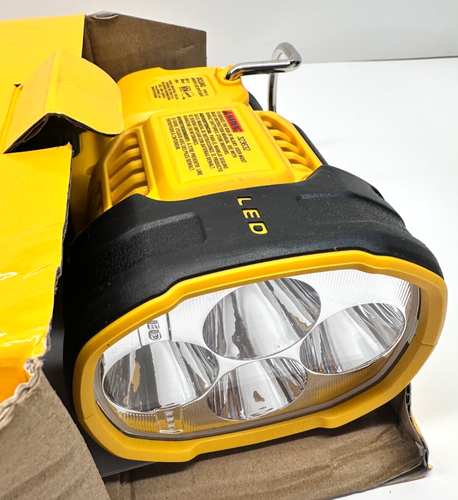 DEWALT DCL043 20V MAX Jobsite LED Spotlight - Yellow (Body Only)🔥🔥 - Picture 6 of 8