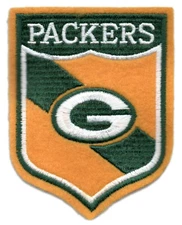 GREEN BAY PACKERS NFL FOOTBALL VINTAGE 3.75" SHIELD LOGO TEAM PATCH