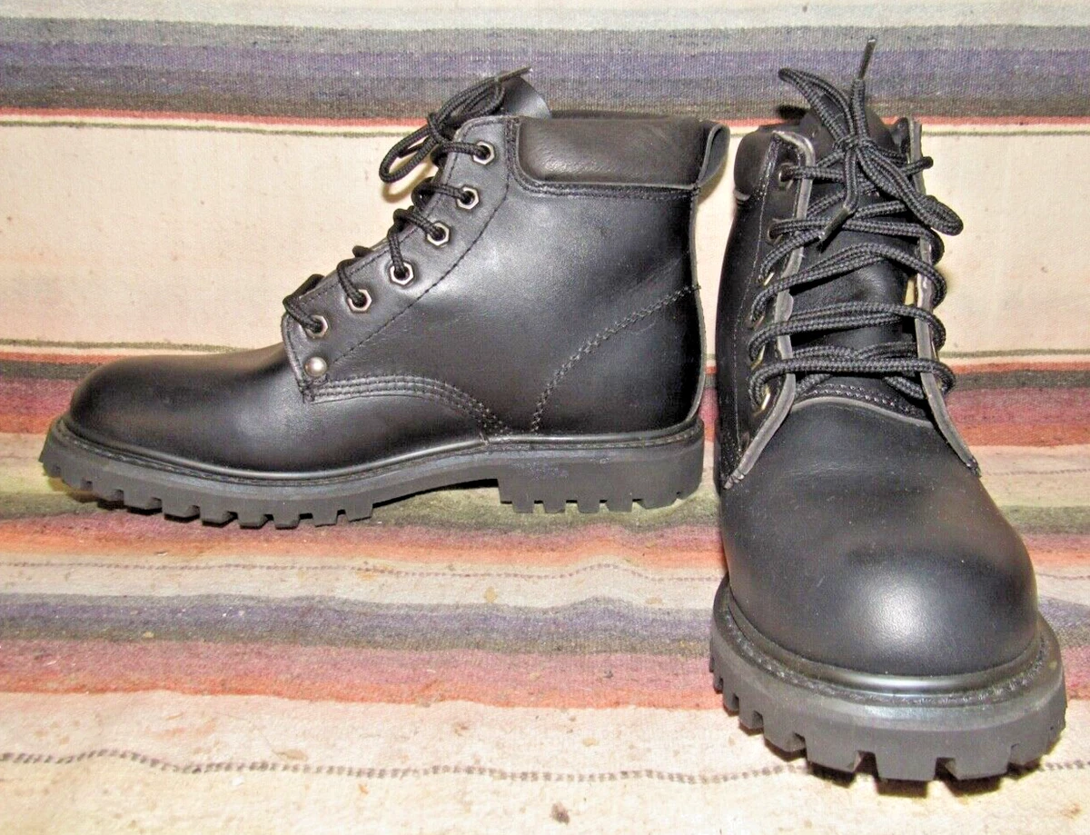 Vintage Leather Lace Up Boots In Men display picture 2