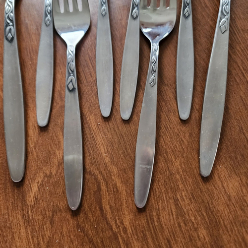 8 pc FORK lot AMEFA Stainless Holland TULIP Time 2 Dinner + 6 Salad/Dessert - Picture 6 of 11