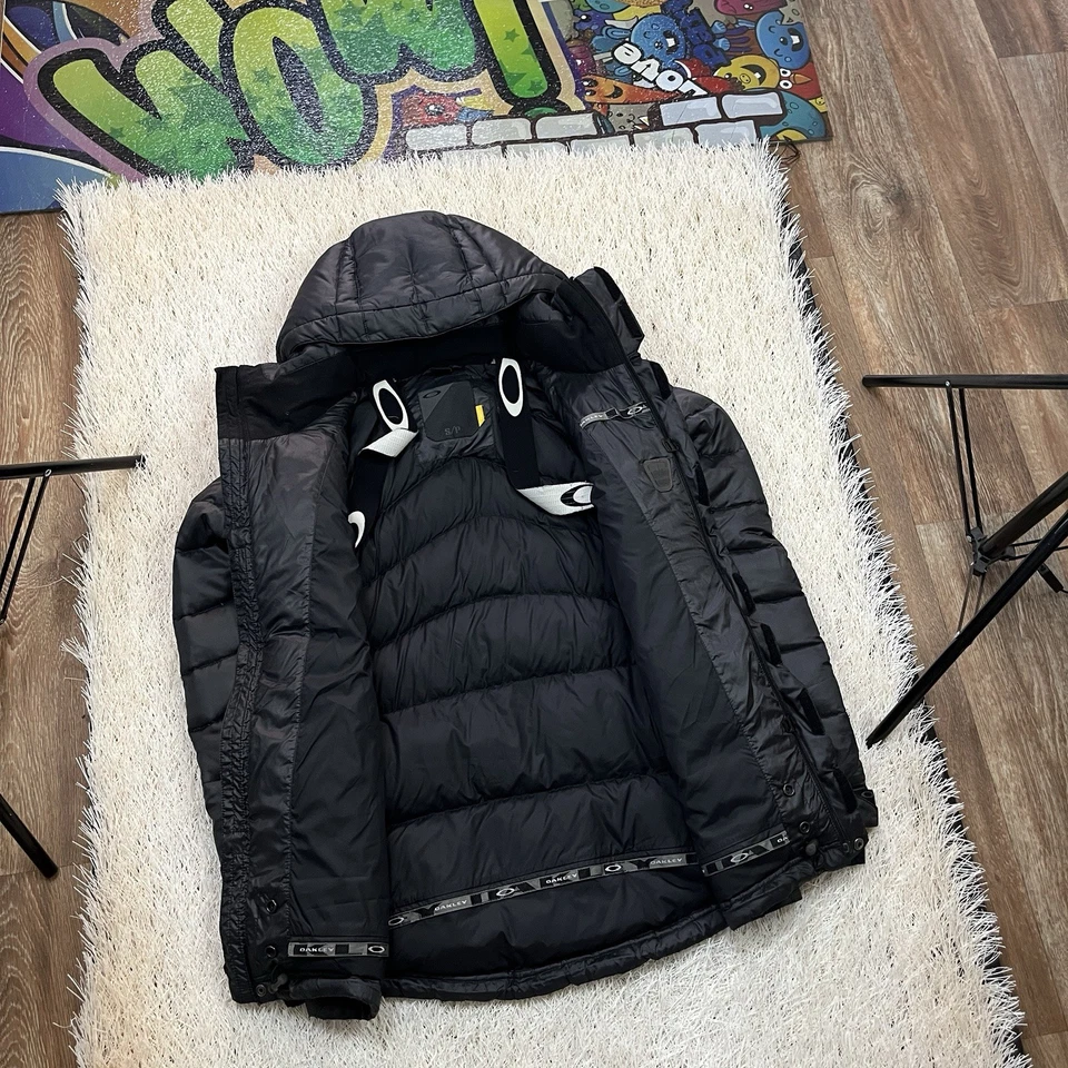 Vintage RARE Oakley Down Jacket Soft Wear Puffer Size small S Y2K Ski Snowboard - Image 3 of 4