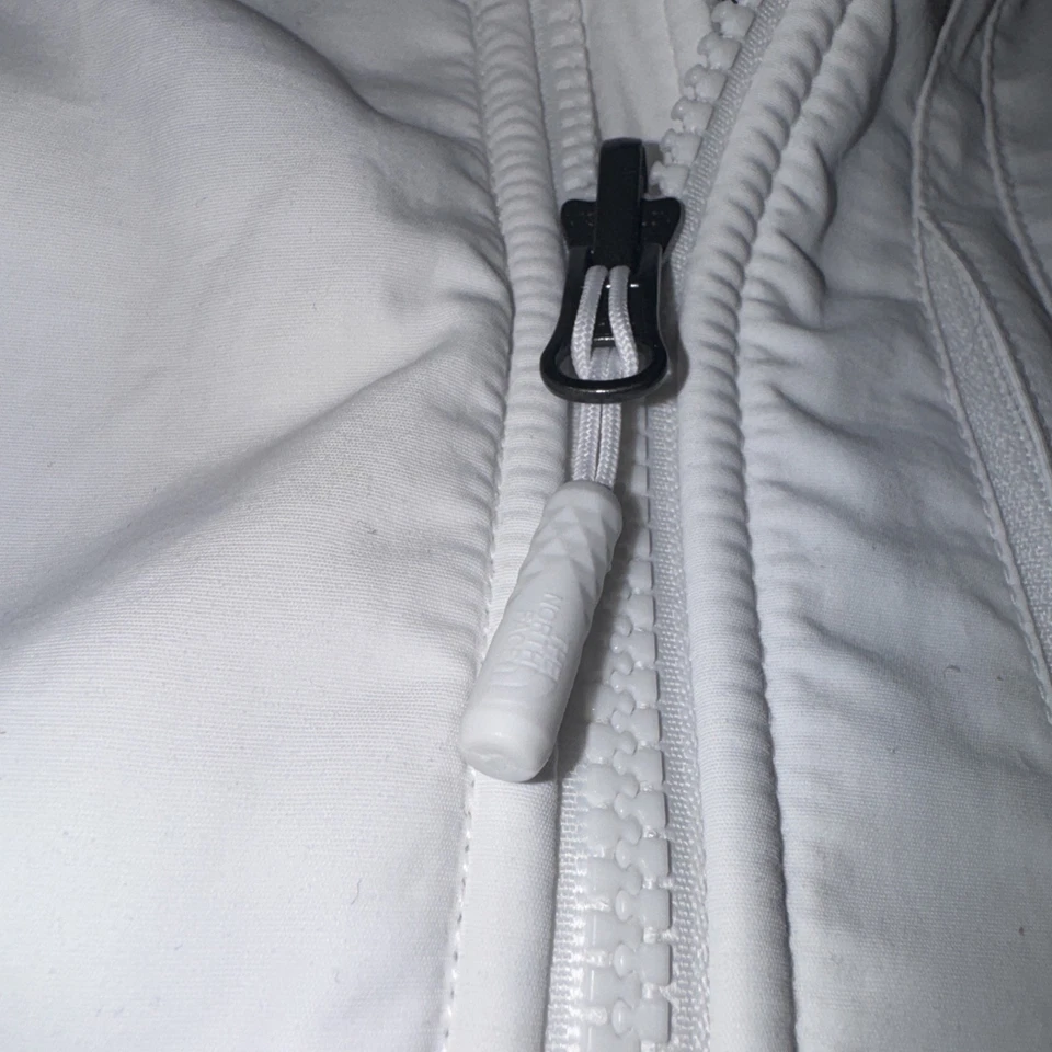 The North Face Denali 2 Jacket vintage Rare TNF White SZ Medium BNWT hard find - Image 4 of 4