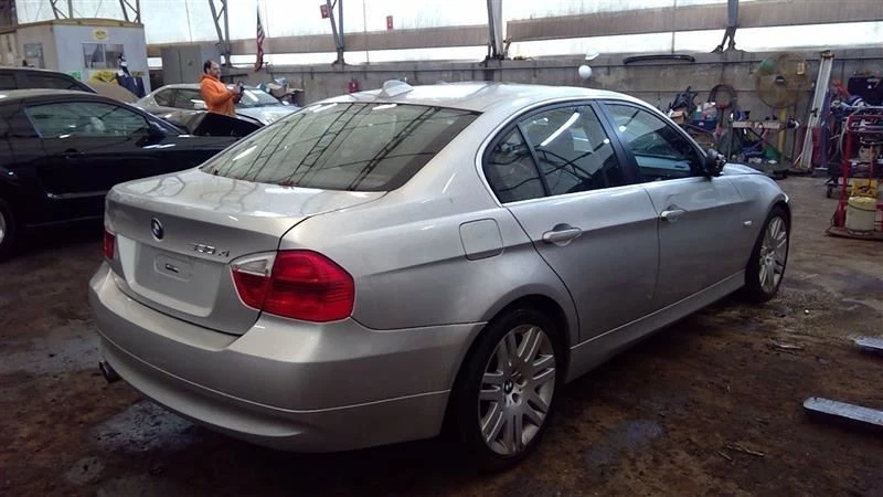 Carrier Xi AWD Rear Automatic Fits 06 BMW 330i 5143510 — 第 2/4 张图片