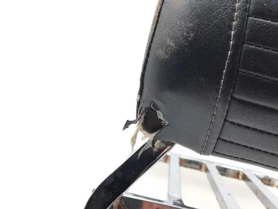 Sissy Bar With Luggage Rack 2004 Harley-Davidson Softail Deuce FXSTD 3319 x - Image 2 of 4