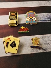 LOT OF 5 PINS/ LAS VEGAS ACE & JACK OF SPADES, SAPER BOWL MIAMI/  PINS GOLD TONE