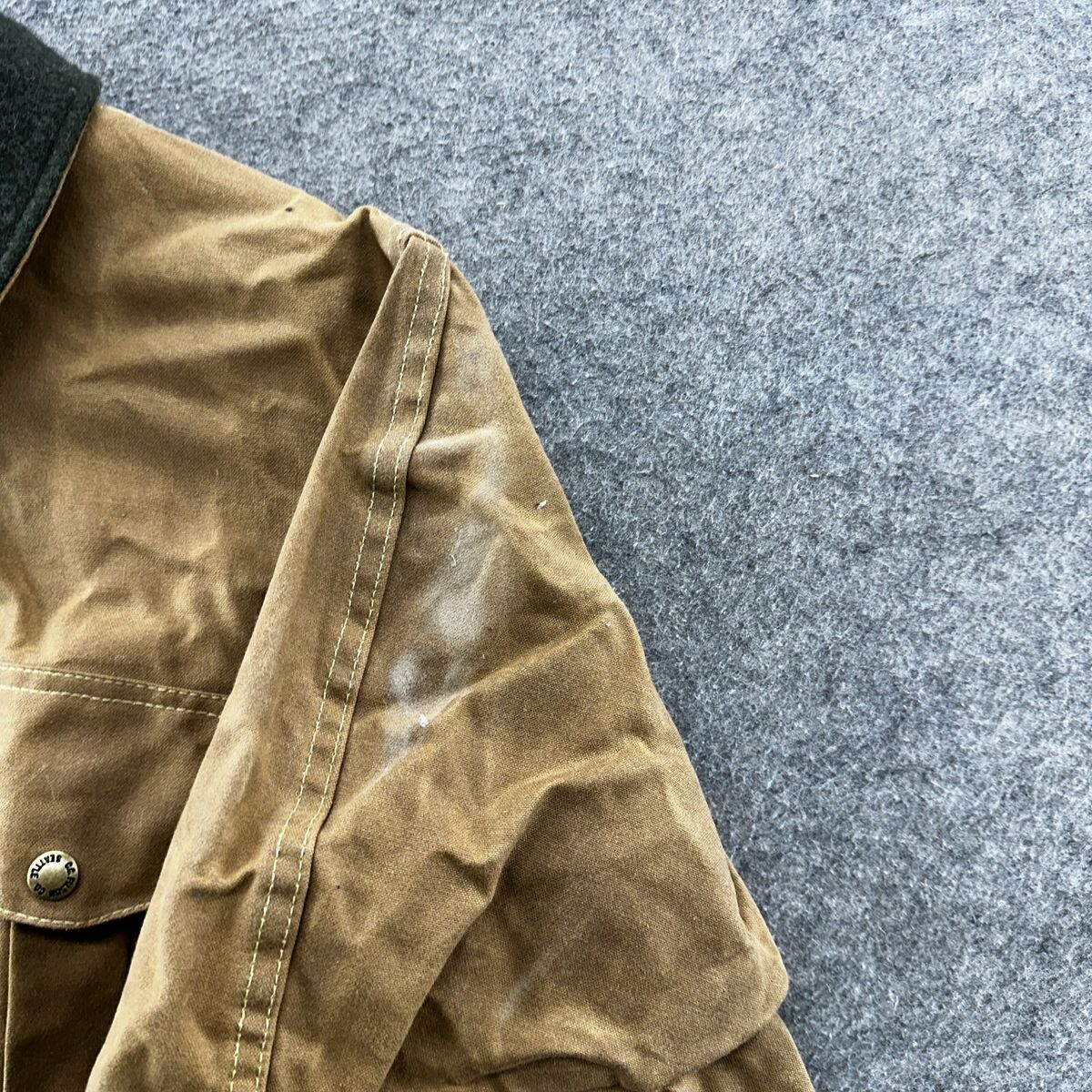 VINTAGE Filson Jacket Mens 44 Beige Button Down Tin Waxed VINTAGE Filson Jacket Mens 44 Beige Button Down Tin Waxed