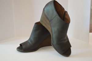 lucky brand peep toe wedges