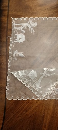 Vintage Silk Table Linens Circa - Picture 2 of 8