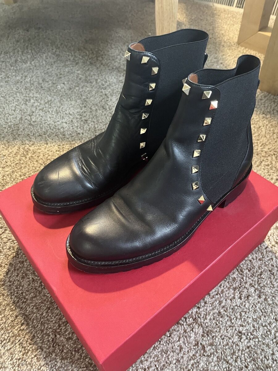 Valentino Garavani Beatle Rockstud Boot Black Chelsea Size Valentino Garavani Beatle Rockstud Boot Black Chelsea Size