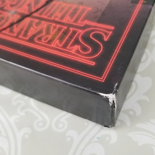 Stranger Things Ouija Mystifying Oracle Board Game Netflix Hasbro 2017 - Picture 3 of 10