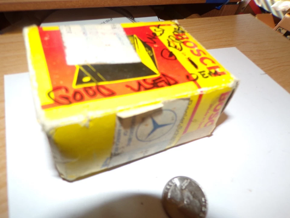 Buen usado OE alemán Mercedes #0021542806, Bosch #019060101016/14V Volt.Reg w108/113 Foto 2 de 4