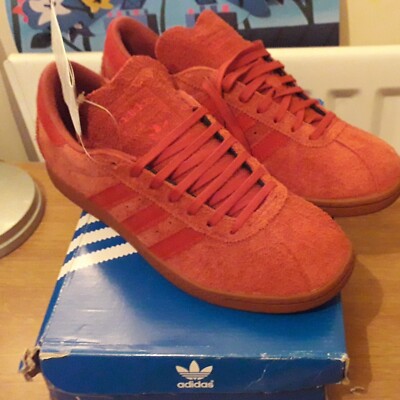 VINTAGE ADIDAS TOBACCO..... FOX RED FURRY SUEDE