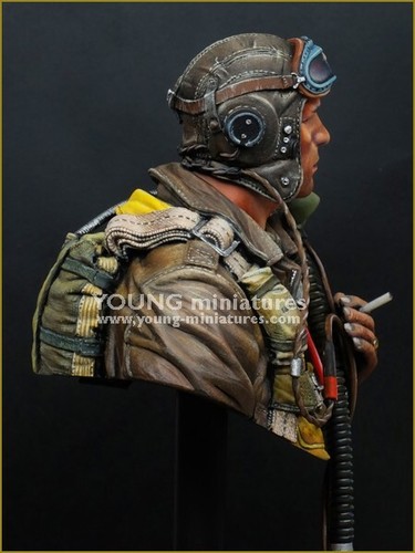 Young Miniatures - USAAF Fighter Pilot 1944 - 1/10th Resin Bust - YM1856 - Picture 7 of 9