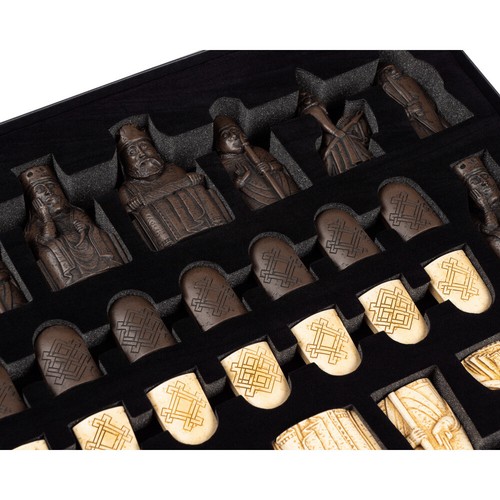 Regency Chess Official Lewis Chessmen Set - Picture 14 of 16
