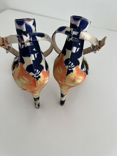 New $97 Vince Camuto Women Ankle Strap Heels 8 M Blue Orange Floral 3.5 T4 - Picture 8 of 13
