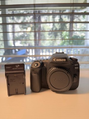 Canon EOS 90D Body with Charger And Battery - Tested, Working ONLY 4,000 CLICKS!