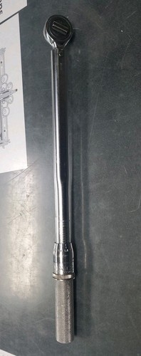 Matco Tools T150FR Torque Wrench 30-150ft-lbs - 1/2" Drive Usa