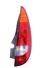 Heckleuchte rechts orig. Nissan Almera Tino V10 Rückleuchte Lampenträger #Mängel