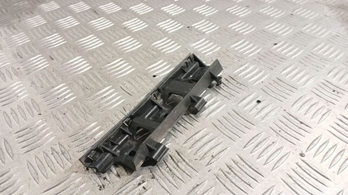 Volkswagen PASSAT B6 2007 Vorne rechts Halterung Stoßstange Stoßfänger vorne